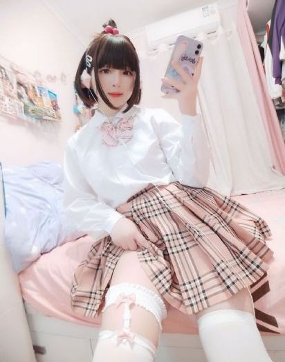 欧美明星美甲图片大全_HD在线观看高清