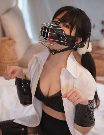 日韩丝袜制服在线_BD英语高清完整版播放
