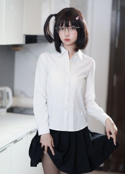 国产旱厕偷窥在线播放_720电影在线看