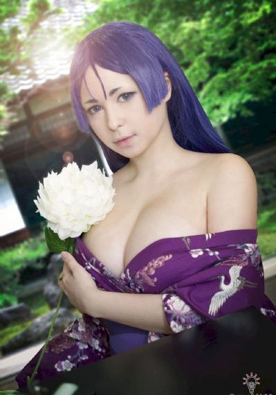国产短片创意广告_十万网红美女美酱