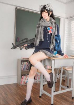 欧美裸体挠脚心网站_超清HD在线观看