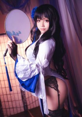 欧美金发碧眼极品美乳_未删减完整版