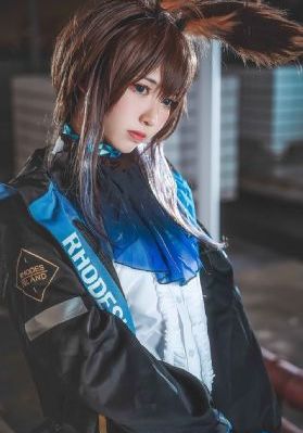 欧美美女翘臀诱惑_1080神马影院在线